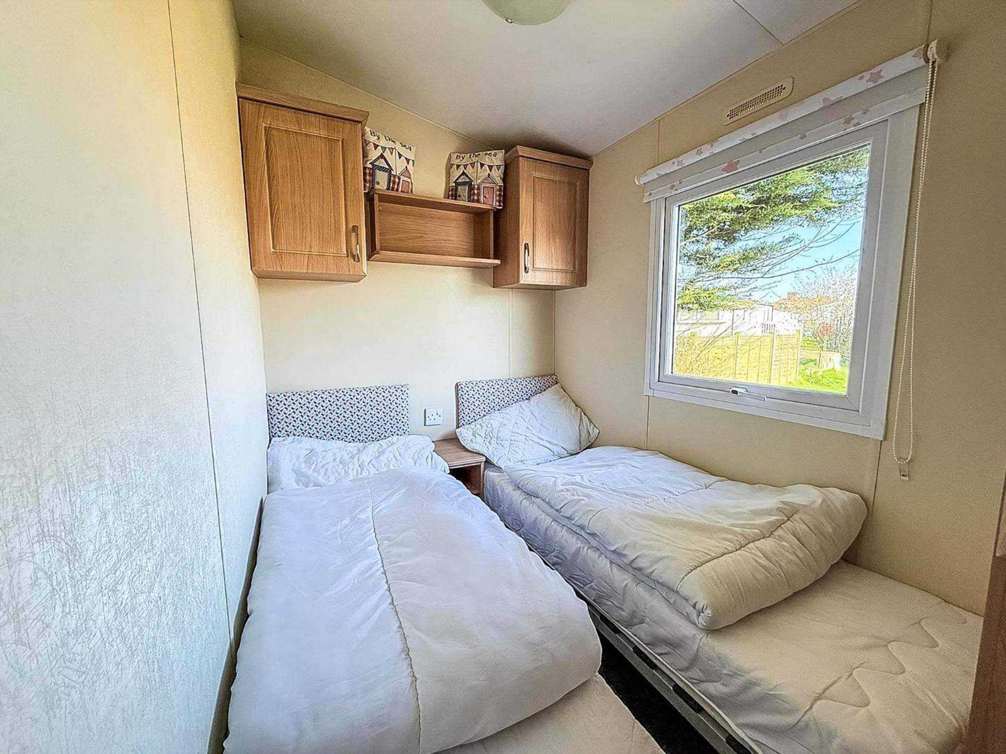 Caravan With Decking At Manor Park In Hunstanton, Sleeps 6 Ref 23045B Zewnętrze zdjęcie